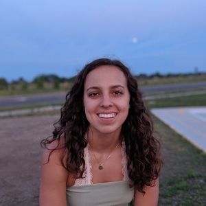 Meet your Posher, Hanna